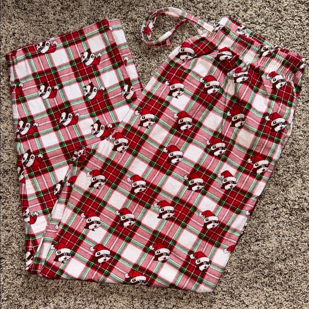 Buc-ee’s Festive Red Plaid Pajamas